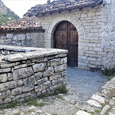 Dhimitri'S Guest House Berat Kültér fotó