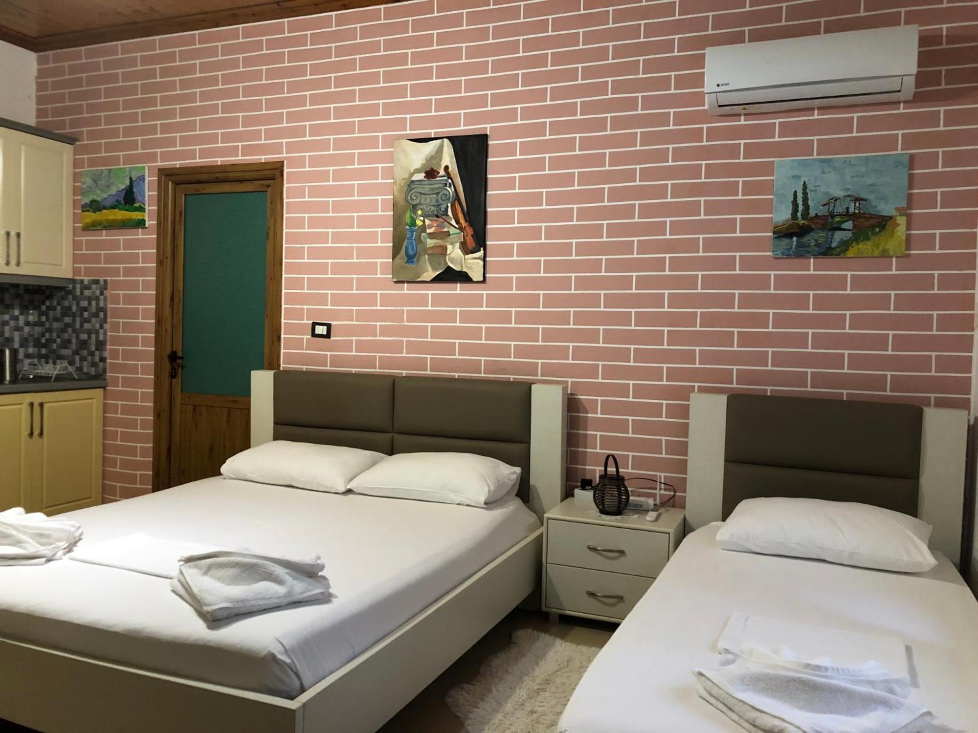 Dhimitri'S Guest House Berat Kültér fotó
